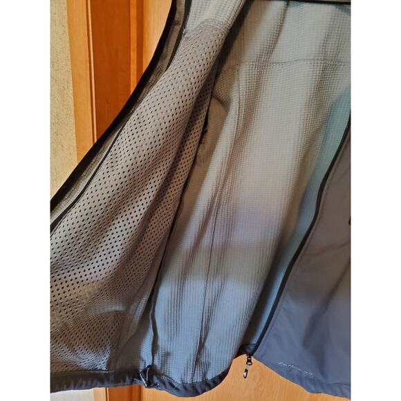 Trespass TP75 Mens Soft Shell Jacket Sz L Windbreaker Gray Motion Fabric Pockets - Picture 10 of 10